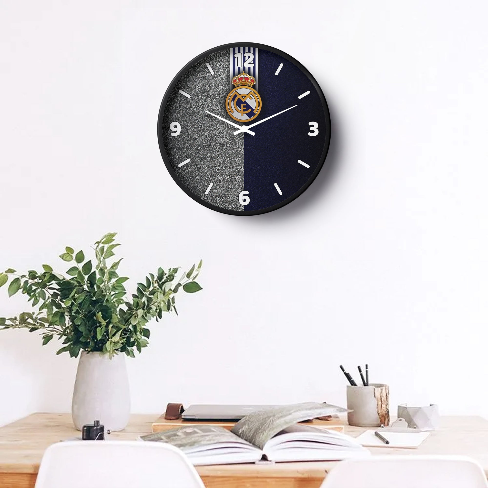 Sports Wall Clock – The Royal Game Edition | KLOK KLOK